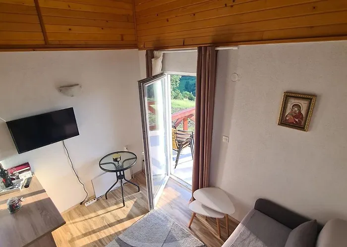 Goc Suncani Breg 펜션